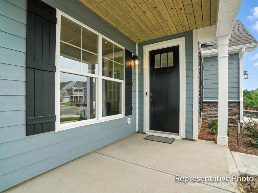 6022 New River Drive, Huntersville, NC 28078.  MLS# CAR4409552, YatesRealty ID 40455. Front Porch