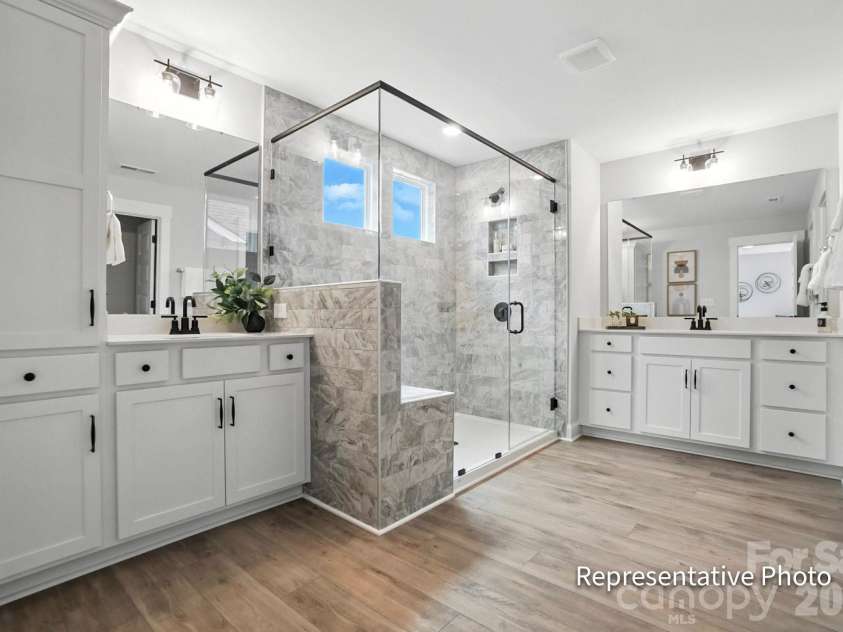 6022 New River Drive, Huntersville, NC 28078.  MLS# CAR4409552, YatesRealty ID 40455. Primary Bathroom