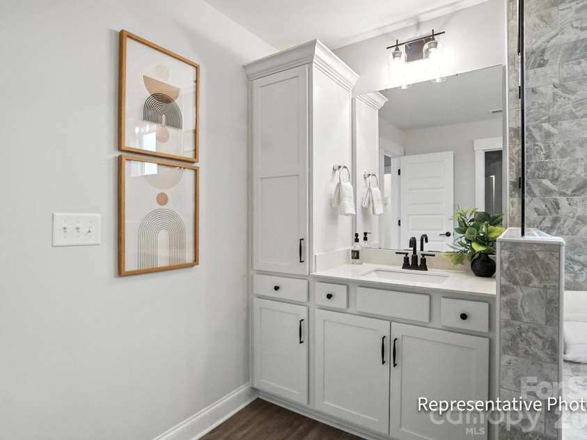 6022 New River Drive, Huntersville, NC 28078.  MLS# CAR4409552, YatesRealty ID 40455. Primary Bathroom