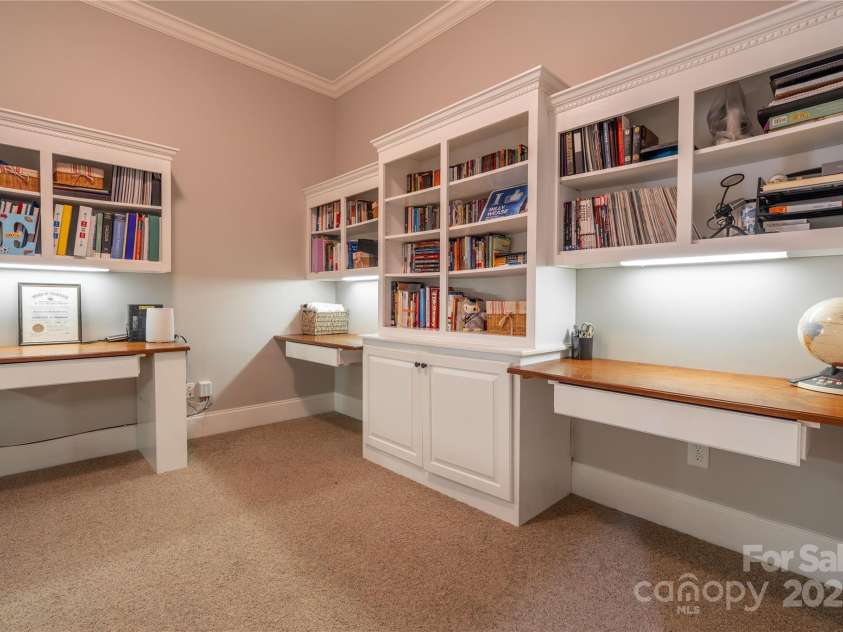 1427 Merrimont Avenue, Kings Mountain, NC 28086.  MLS# CAR4312832, YatesRealty ID 4046. Office