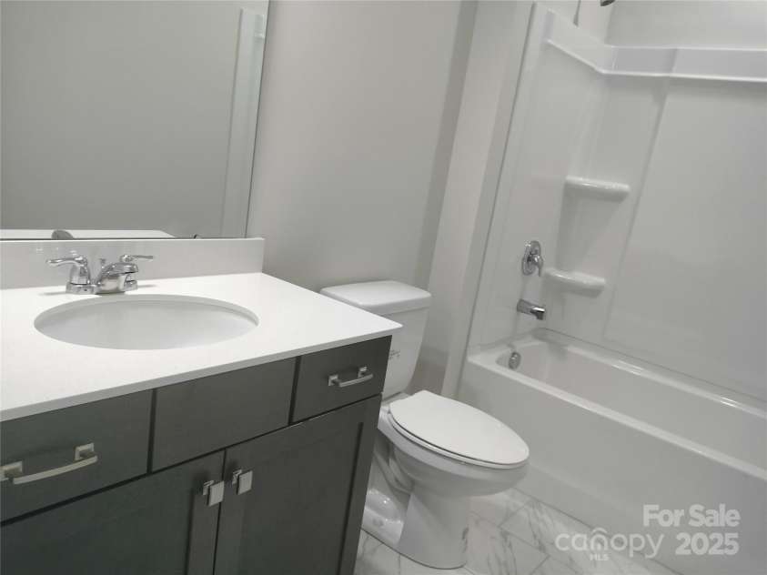 4229 New Hope Road, Cramerton, NC 28032.  MLS# CAR4110586, YatesRealty ID 4046. Bath 2