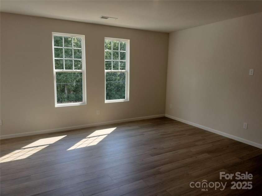 4229 New Hope Road, Cramerton, NC 28032.  MLS# CAR4110586, YatesRealty ID 4046. Great Room