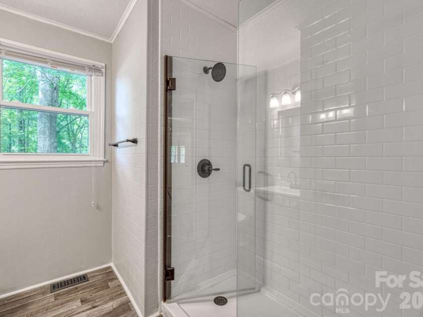 110 Chapman Circle, Spartanburg, SC 29307.  MLS# CAR4409645, YatesRealty ID 40460. 
