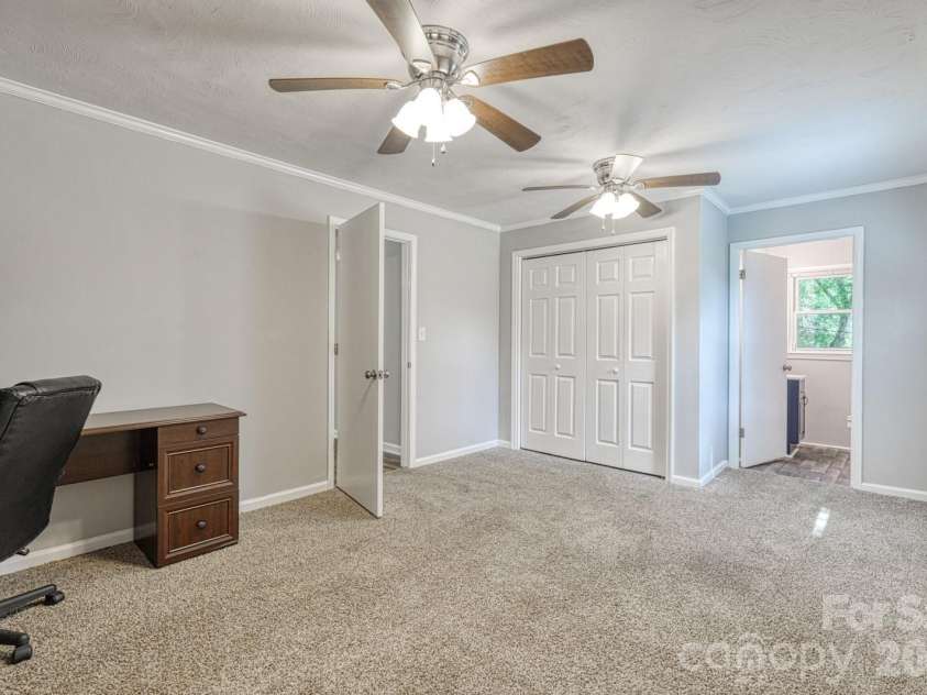 110 Chapman Circle, Spartanburg, SC 29307.  MLS# CAR4409645, YatesRealty ID 40460. 