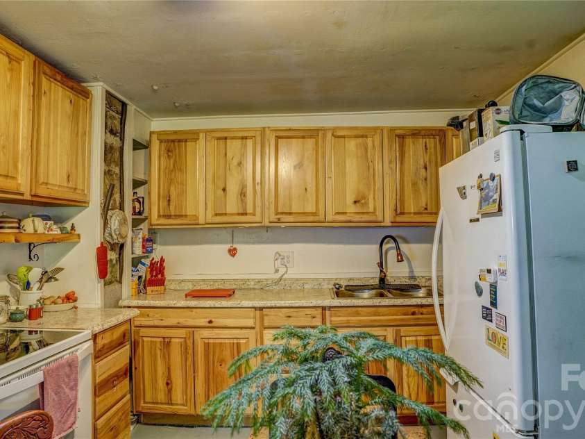 1213 Roaring Fork Road, Mars Hill, NC 28754.  MLS# CAR4409716, YatesRealty ID 40463. 