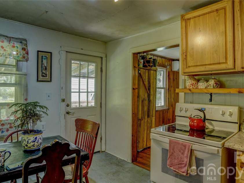 1213 Roaring Fork Road, Mars Hill, NC 28754.  MLS# CAR4409716, YatesRealty ID 40463. 