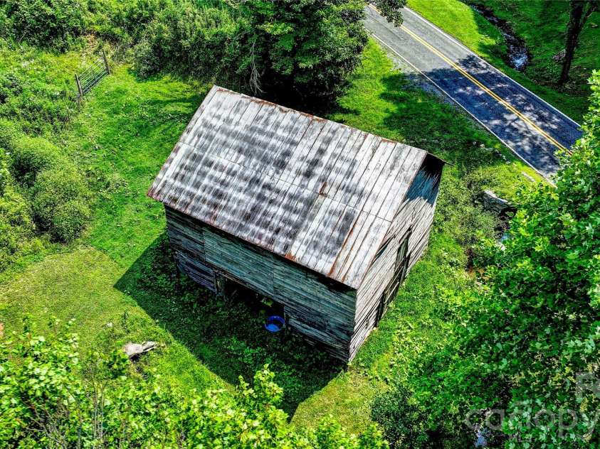 1213 Roaring Fork Road, Mars Hill, NC 28754.  MLS# CAR4409716, YatesRealty ID 40463. 