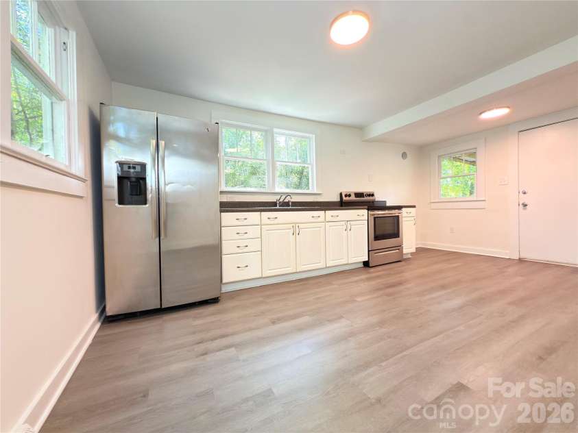 650 Harris Street, Concord, NC 28025.  MLS# CAR4409656, YatesRealty ID 40464. 