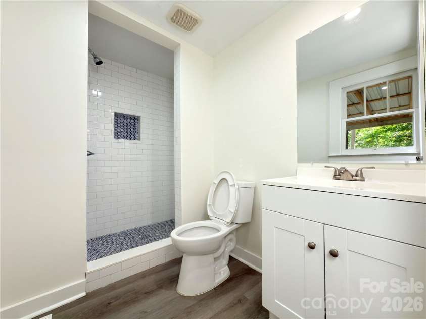 650 Harris Street, Concord, NC 28025.  MLS# CAR4409656, YatesRealty ID 40464. 