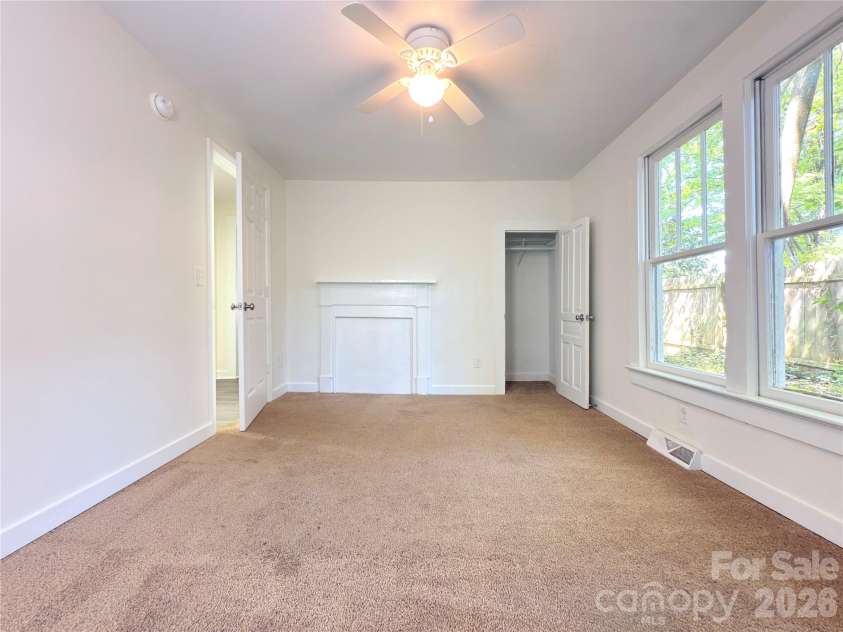 650 Harris Street, Concord, NC 28025.  MLS# CAR4409656, YatesRealty ID 40464. 