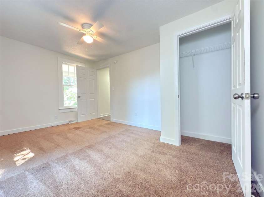 650 Harris Street, Concord, NC 28025.  MLS# CAR4409656, YatesRealty ID 40464. 