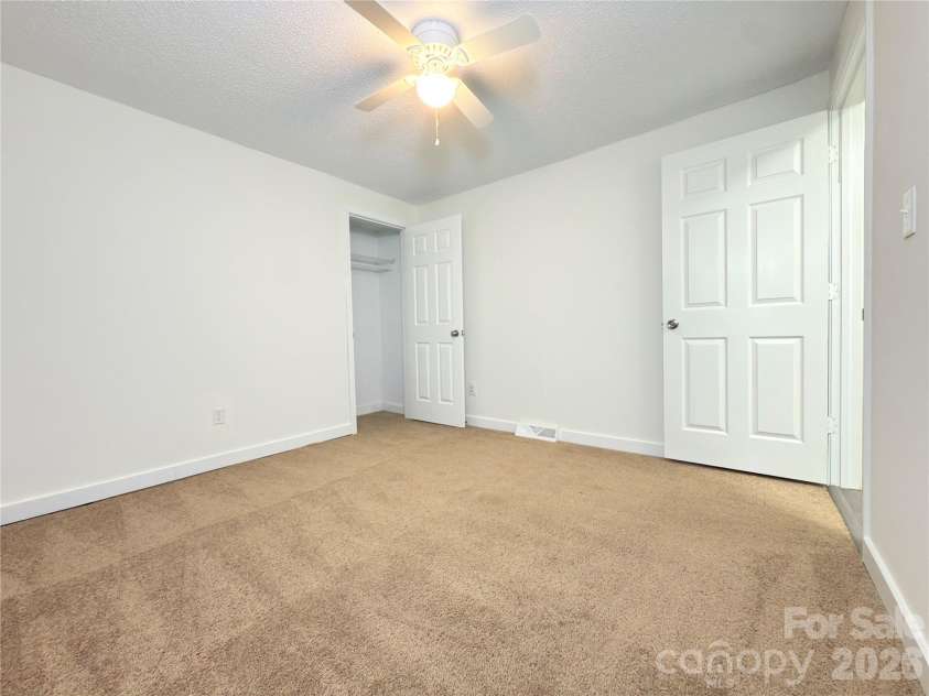 650 Harris Street, Concord, NC 28025.  MLS# CAR4409656, YatesRealty ID 40464. 