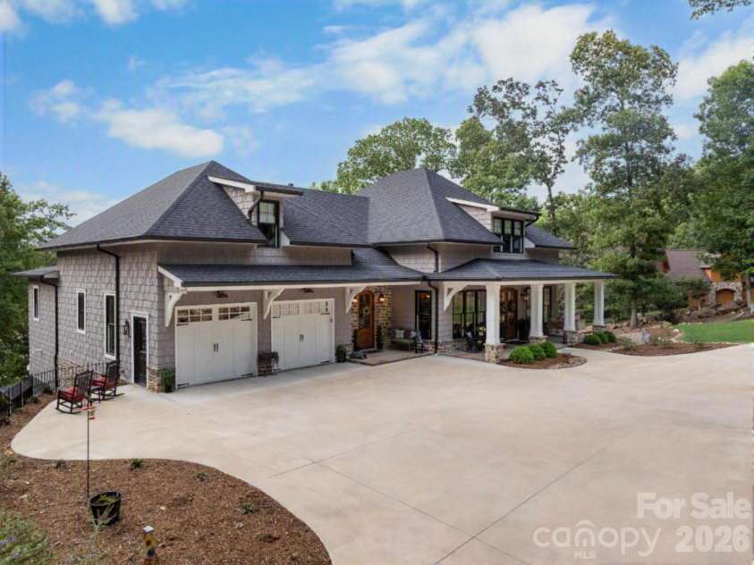 1818 Rocky Cove Lane, Denton, NC 27239.  MLS# CAR4409750, YatesRealty ID 40465. 