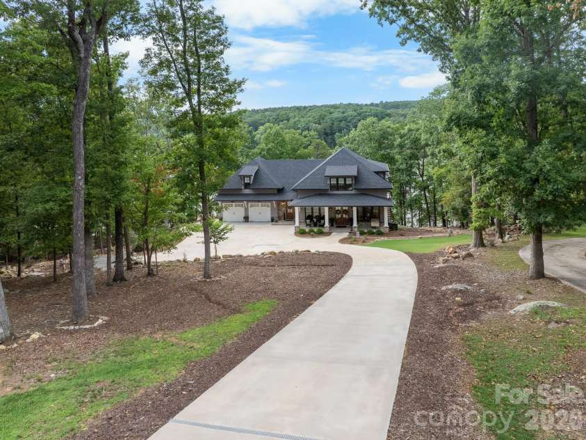 1818 Rocky Cove Lane, Denton, NC 27239.  MLS# CAR4409750, YatesRealty ID 40465. 