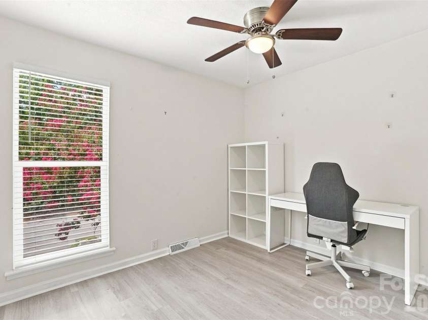 7403 Mystic Lane, Charlotte, NC 28227.  MLS# CAR4409360, YatesRealty ID 40467. 