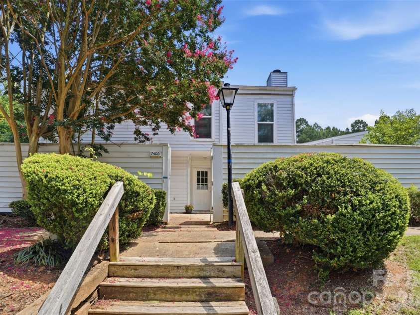 7403 Mystic Lane, Charlotte, NC 28227.  MLS# CAR4409360, YatesRealty ID 40467. 
