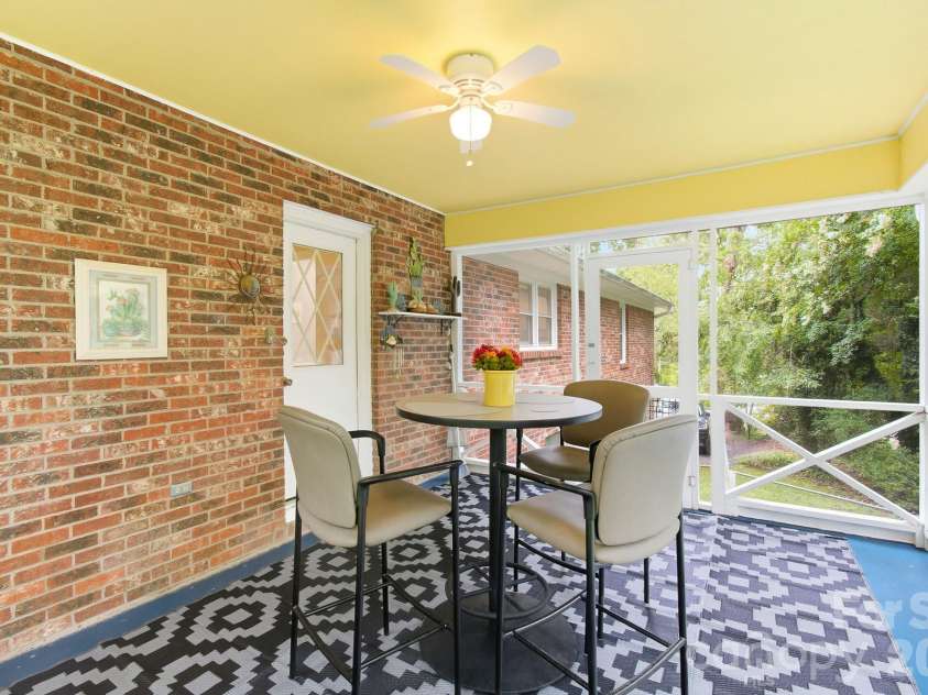 108 Arthur Lane, Hendersonville, NC 28791.  MLS# CAR4400429, YatesRealty ID 40469. 