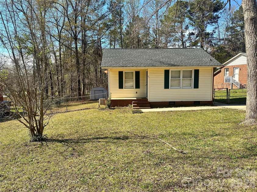 7 Rosewood Lane, York, SC 29745.  MLS# CAR4359579, YatesRealty ID 40470. 