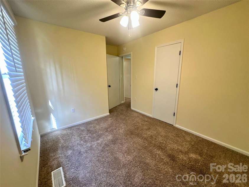 7 Rosewood Lane, York, SC 29745.  MLS# CAR4359579, YatesRealty ID 40470. 