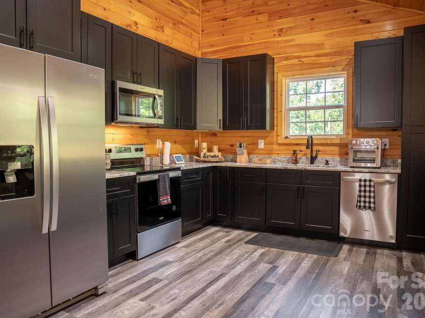 7087 Birch Lane, Morganton, NC 28655.  MLS# CAR4404923, YatesRealty ID 40471. 