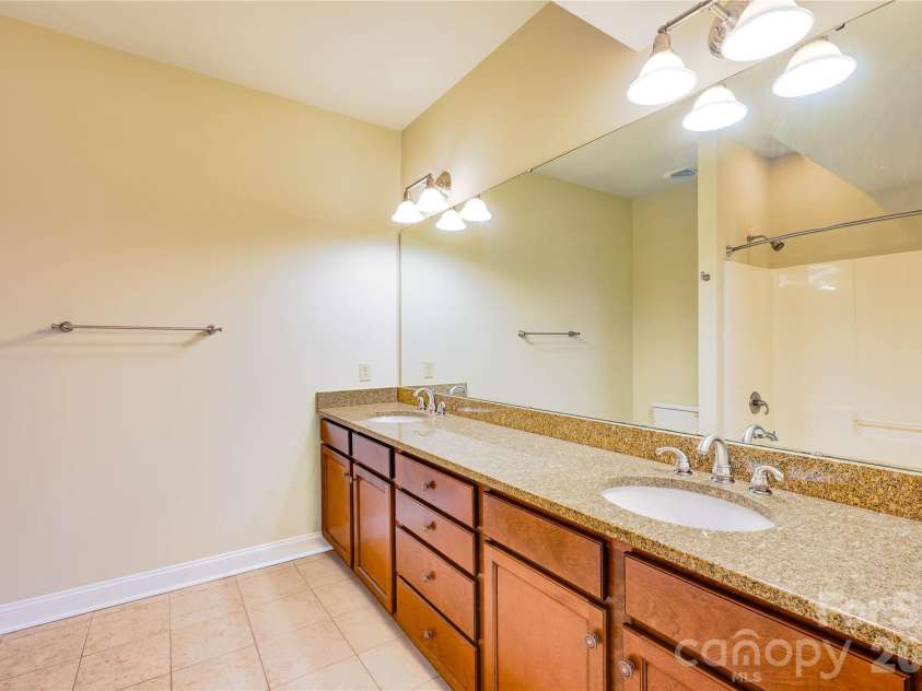 120 Steinbeck Way, Mooresville, NC 28117.  MLS# CAR4354203, YatesRealty ID 40473. 