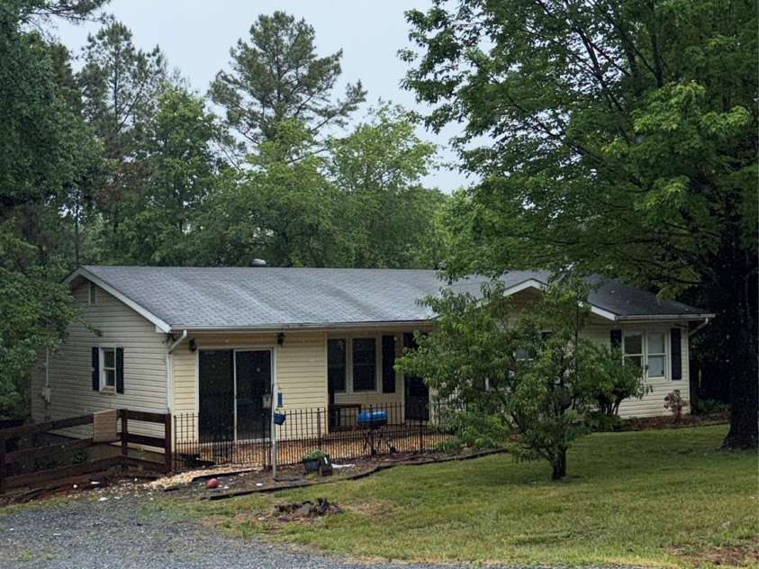 2723 Tatertown Loop, Nebo, NC 28761.  MLS# CAR4394345, YatesRealty ID 40474. 