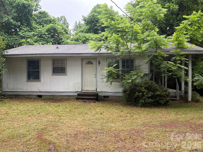 128 Burrell Mountain Road, Brevard, NC 28712.  MLS# CAR4391856, YatesRealty ID 40475. 