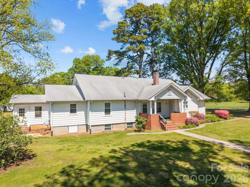 1311 Jenkins Road, Gaston, NC 28052.  MLS# CAR4365183, YatesRealty ID 40477. 