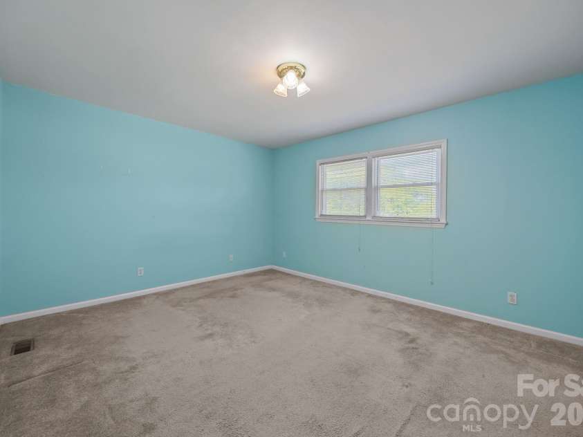 1311 Jenkins Road, Gaston, NC 28052.  MLS# CAR4365183, YatesRealty ID 40477. 