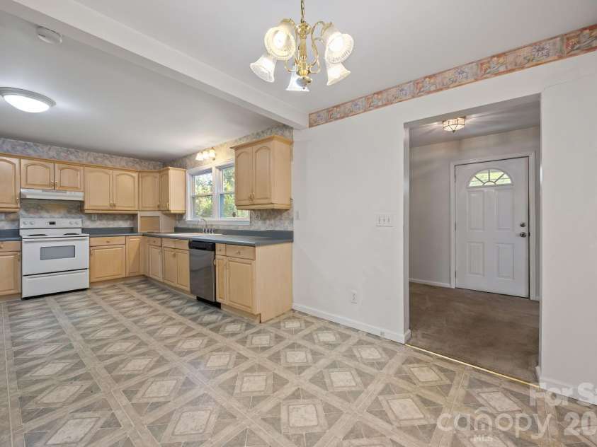 1311 Jenkins Road, Gaston, NC 28052.  MLS# CAR4365183, YatesRealty ID 40477. 