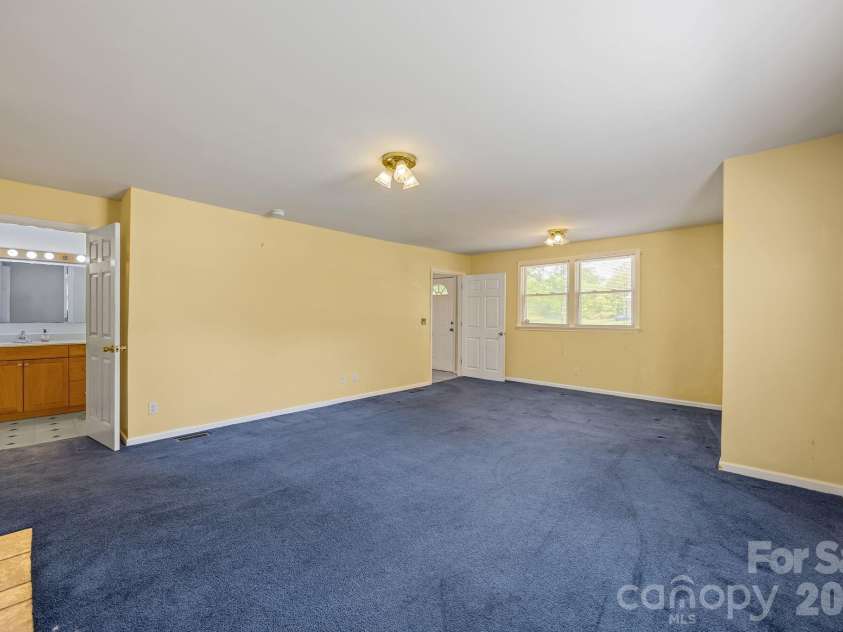 1311 Jenkins Road, Gaston, NC 28052.  MLS# CAR4365183, YatesRealty ID 40477. 