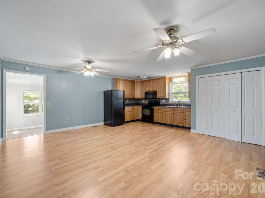 1311 Jenkins Road, Gaston, NC 28052.  MLS# CAR4365183, YatesRealty ID 40477. 