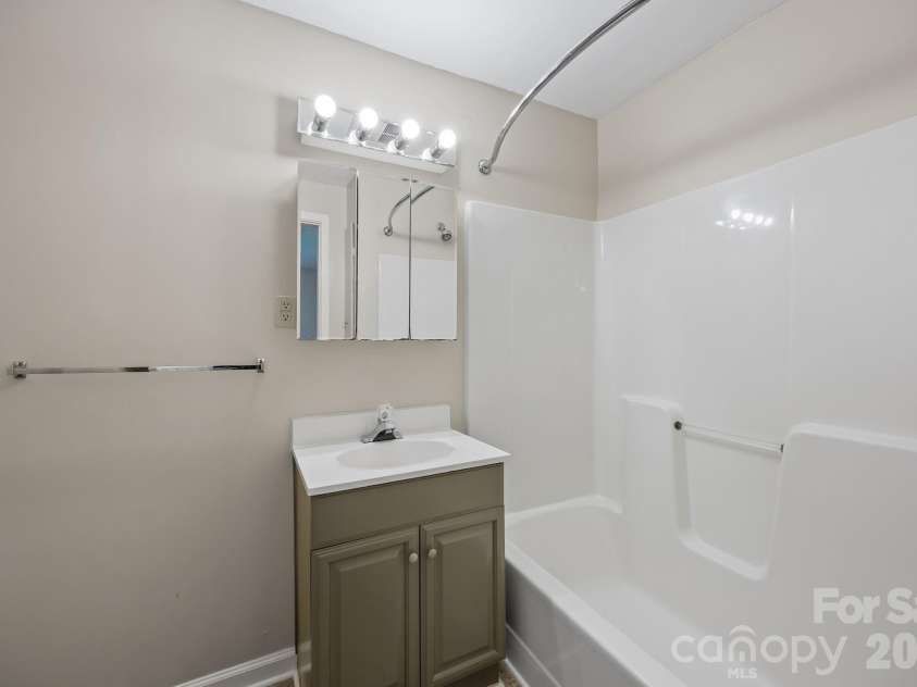 1311 Jenkins Road, Gaston, NC 28052.  MLS# CAR4365183, YatesRealty ID 40477. 
