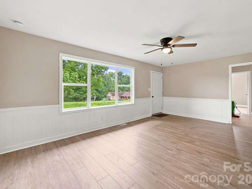 552 Old NC 277 Road, Bessemer City, NC 28016.  MLS# CAR4404820, YatesRealty ID 40478. 