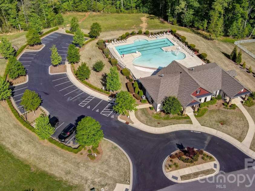 1612 Maize Court, Waxhaw, NC 28173.  MLS# CAR4406199, YatesRealty ID 40479. 