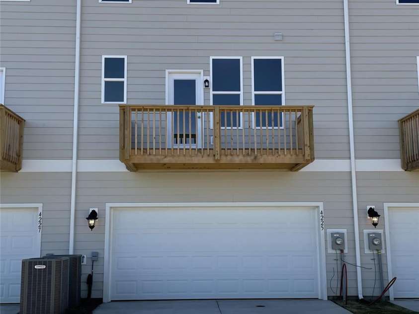 4225 New Hope Road, Cramerton, NC 28032.  MLS# CAR4110578, YatesRealty ID 4048. 