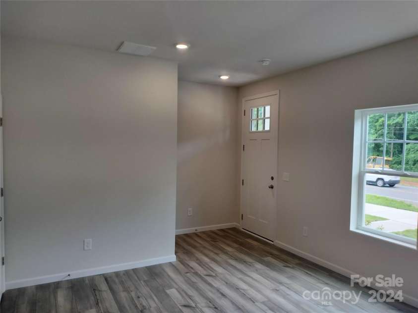 4225 New Hope Road, Cramerton, NC 28032.  MLS# CAR4110578, YatesRealty ID 4048. Rec Room