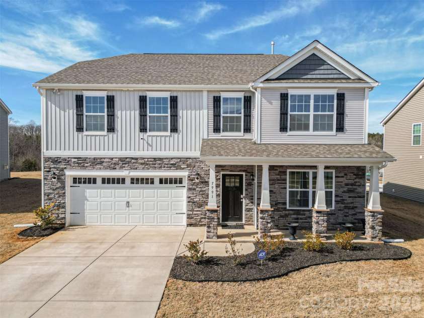 7991 Stonehouse Drive, Gastonia, NC 28056.  MLS# CAR4346973, YatesRealty ID 4048. 