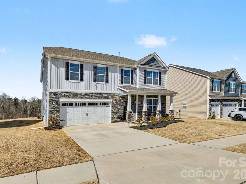 7991 Stonehouse Drive, Gastonia, NC 28056.  MLS# CAR4346973, YatesRealty ID 4048. 