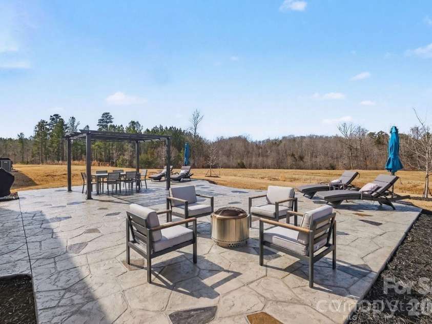 7991 Stonehouse Drive, Gastonia, NC 28056.  MLS# CAR4346973, YatesRealty ID 4048. 