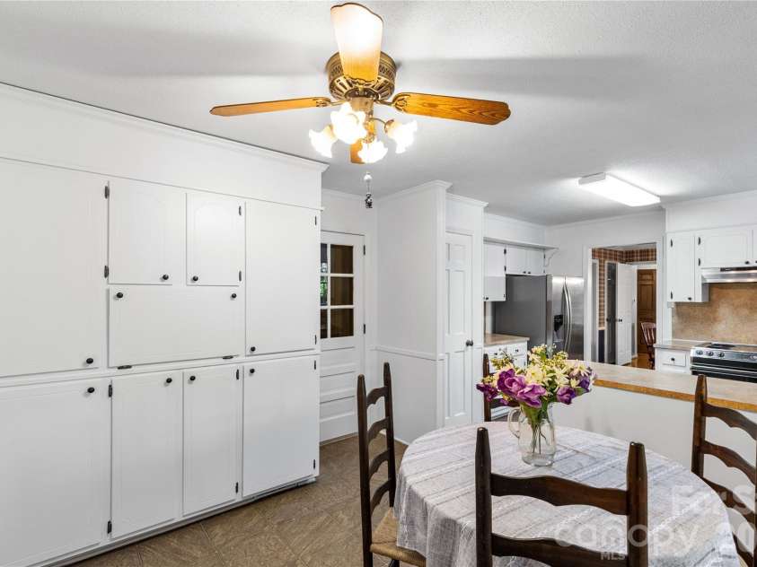 1214 Hawthorne Road, Lancaster, SC 29720.  MLS# CAR4407326, YatesRealty ID 40480. 