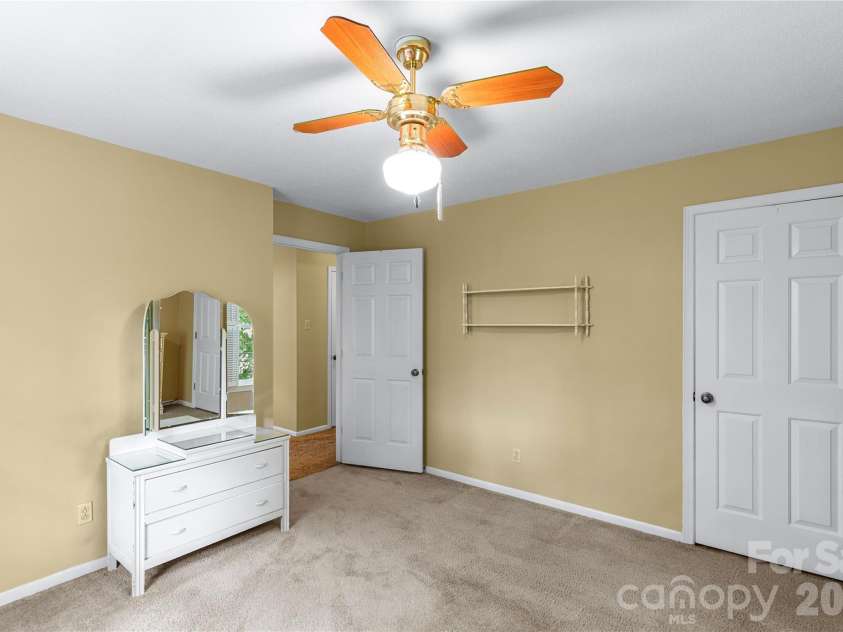 1214 Hawthorne Road, Lancaster, SC 29720.  MLS# CAR4407326, YatesRealty ID 40480. 