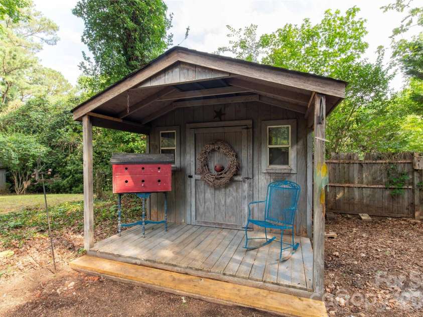 1214 Hawthorne Road, Lancaster, SC 29720.  MLS# CAR4407326, YatesRealty ID 40480. 