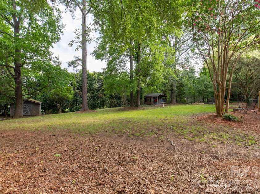 1214 Hawthorne Road, Lancaster, SC 29720.  MLS# CAR4407326, YatesRealty ID 40480. 