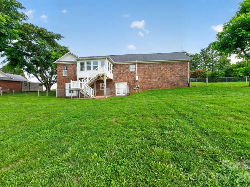 5706 George Hildebran School Road, Hickory, NC 28602.  MLS# CAR4408171, YatesRealty ID 40483. 