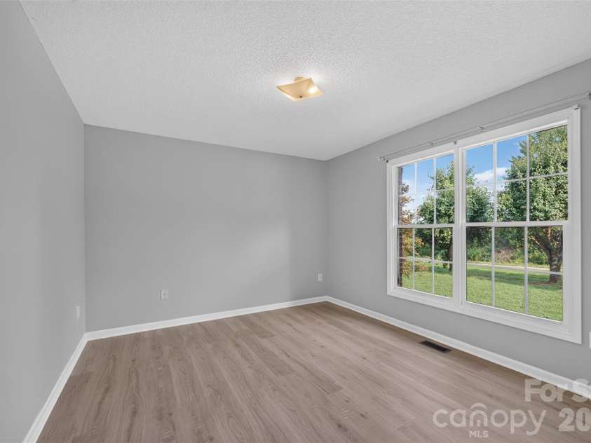 5706 George Hildebran School Road, Hickory, NC 28602.  MLS# CAR4408171, YatesRealty ID 40483. 