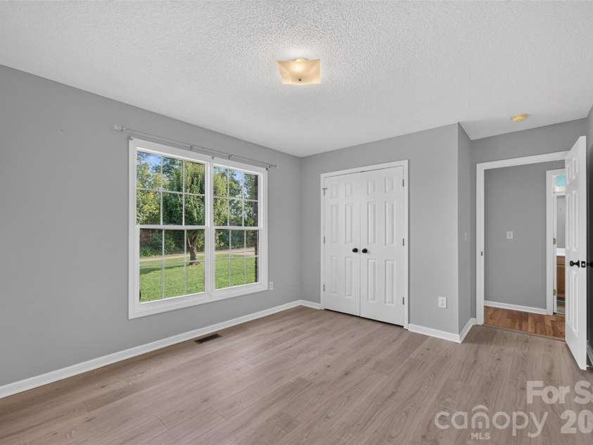 5706 George Hildebran School Road, Hickory, NC 28602.  MLS# CAR4408171, YatesRealty ID 40483. 
