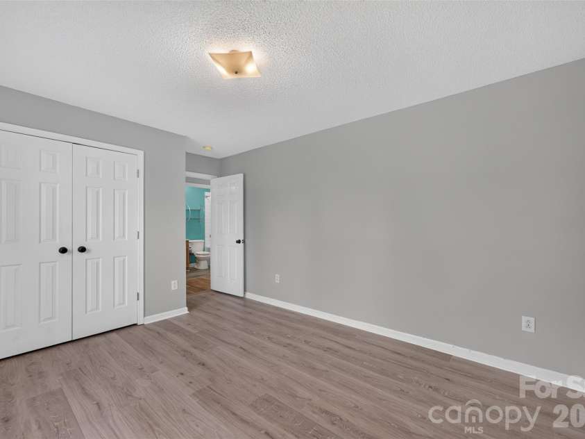 5706 George Hildebran School Road, Hickory, NC 28602.  MLS# CAR4408171, YatesRealty ID 40483. 