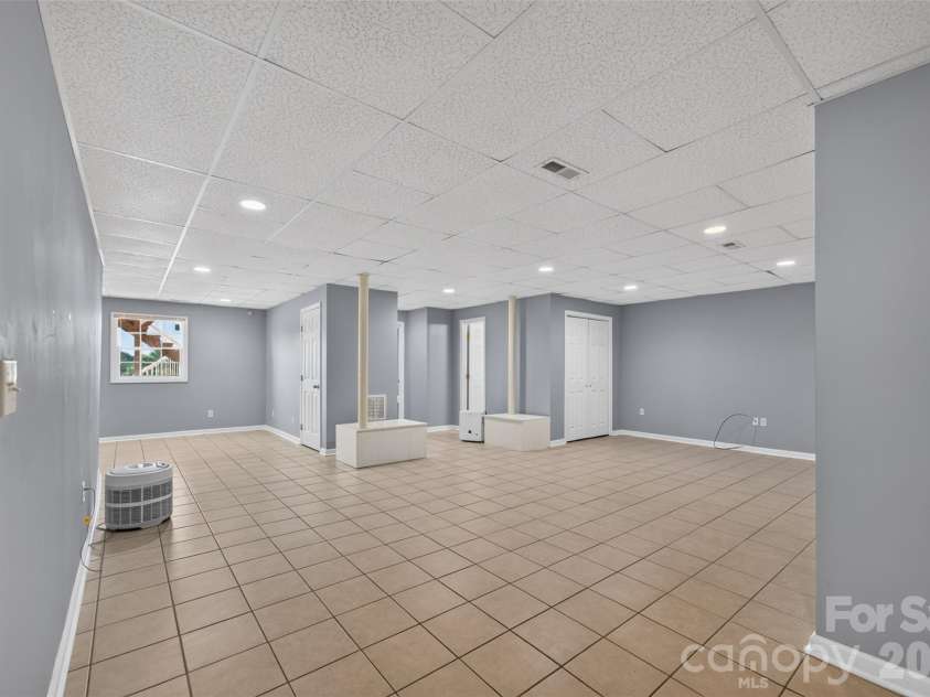 5706 George Hildebran School Road, Hickory, NC 28602.  MLS# CAR4408171, YatesRealty ID 40483. 
