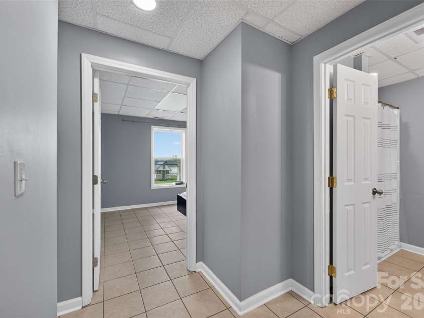 5706 George Hildebran School Road, Hickory, NC 28602.  MLS# CAR4408171, YatesRealty ID 40483. 